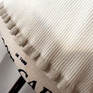 Women’s Sleeveless Blazer/Cardy Sweater